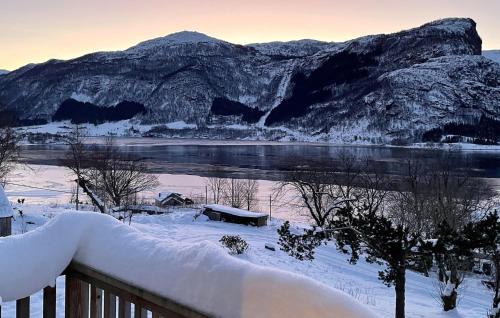 Lovely Home In Naustdal With Wifi Lovely Home In Naustdal With Wifi