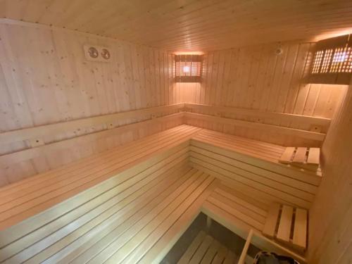 Sauna, D Villa in Mineralni Bani
