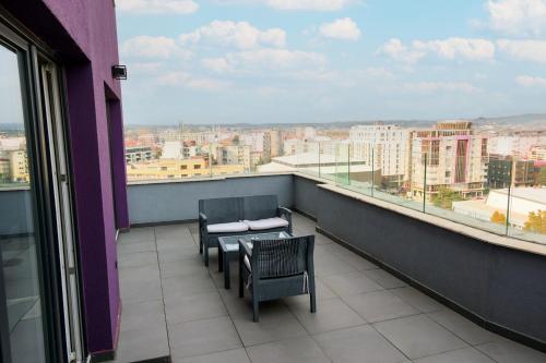 Pogled, HOTEL 12 in Dakovica