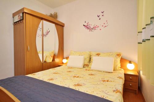 Apartment image 10