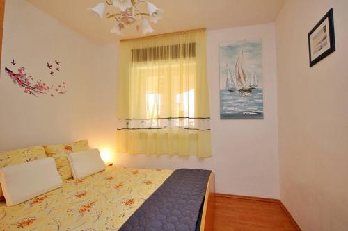 Apartment image 9