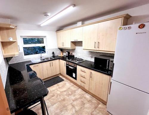 Modern 2BD Flat in Gated Community Comfort & Style - Tap to explore photos