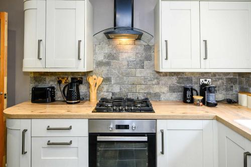 Létesítmények, Heritage Cottage In Stunning Rhondda Valley With Amazing Views By STAE-Homes in Cymmer