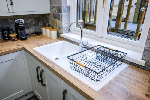 Létesítmények, Heritage Cottage In Stunning Rhondda Valley With Amazing Views By STAE-Homes in Cymmer