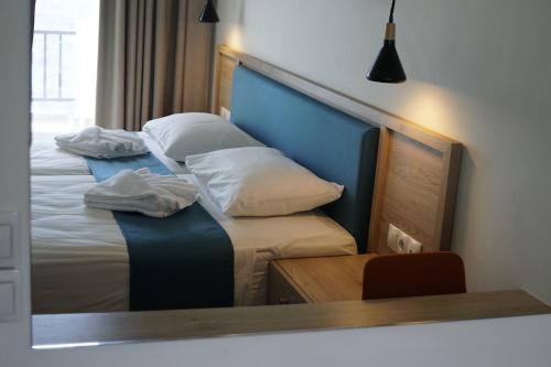 Double or twin room, garden view