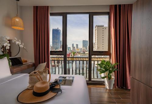 Deluxe Family Suite image 5