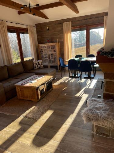 Guesthouse Széllak (Guesthouse Szellak) in Sub Cetate