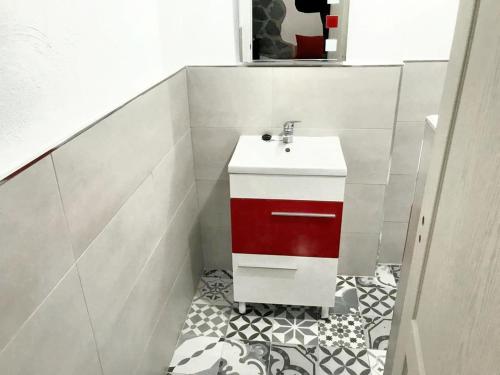 浴室, Spacious House in Benalauría with Fireplace (Spacious House in Benalauria with Fireplace) in 貝納勞里亞