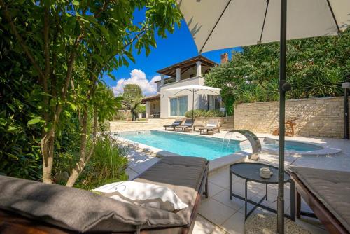 Villa Vidova by Istrialux – khách sạn tại Baderna