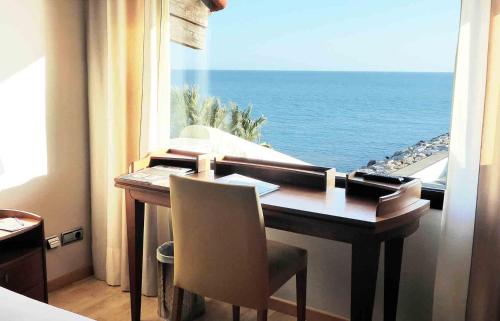 บริการและสิ่งอำนวยความสะดวก, Estela Barcelona in ซิทเกส