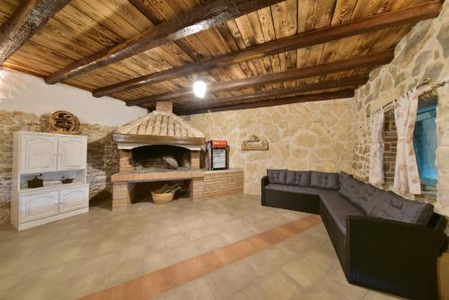 Koplietošanas atpūtas telpa ar TV, Villa Lapis ZadarVillas in Sikovo
