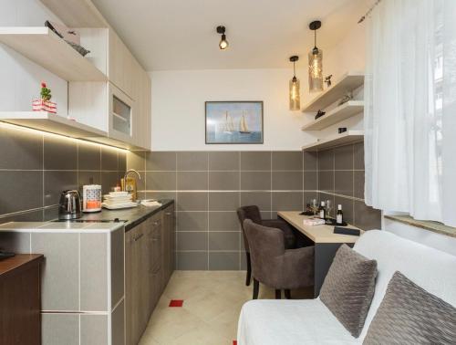 Adzic Apartments - image 5