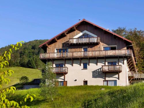 GITE DE LA BOULOIE - 8 Chambres avec sdb chambre d'hôte Bussang