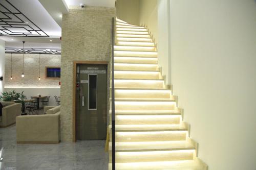 Shared lounge/TV area, Okur Otel in Kadıköy