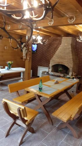 Cabana cu trofee in Schitu Tarcău