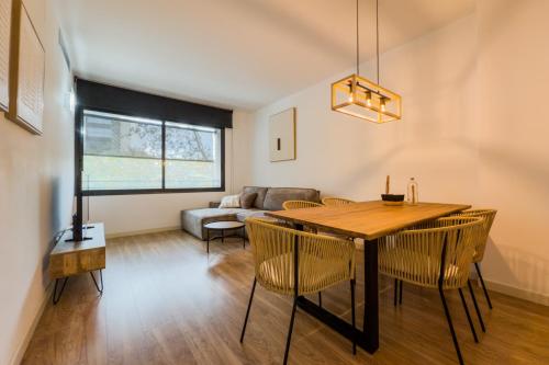 The Lonely Chimney Apartments - image 4