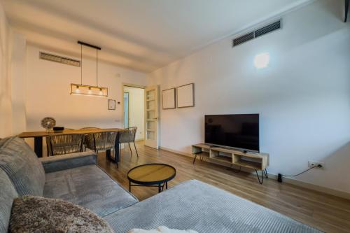 The Lonely Chimney Apartments - image 5
