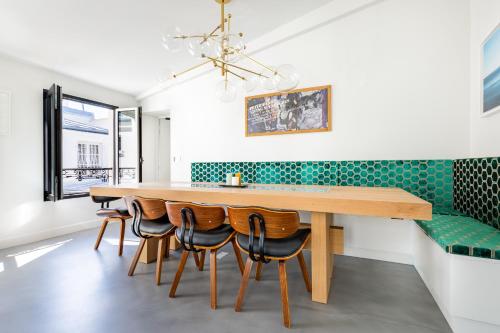 Luxury Flat with AC La-verrère-du-paradis, Paris (photo 7)