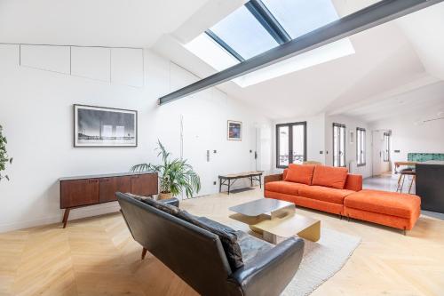 Luxury Flat with AC La-verrère-du-paradis, Paris (photo 2)