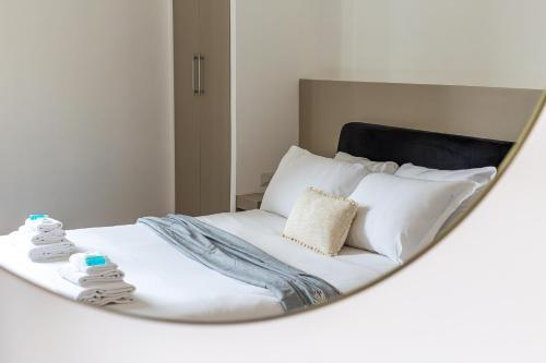 iFlat Brand New & Modern Central Station apt, Рим (фото 8)