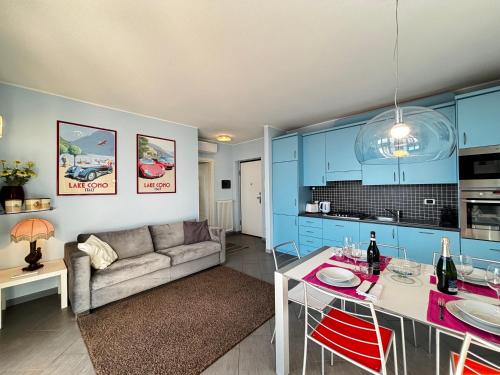 Apartment with swimming pool, lake view, parking - Larihome A72, San Siro (Foto 2)