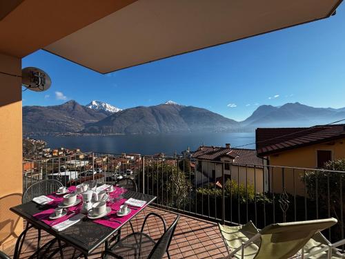 Apartment with swimming pool, lake view, parking - Larihome A72, San Siro (Foto 3)