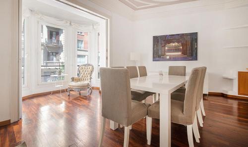 Apartamento 4 dormitorios en Calle Balmes - You Stylish Apartments, Barcelona (fotografie 6)