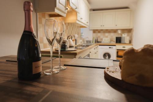Cocina, Silver Cottage on Yarm High street and the River free parking available in Yarm
