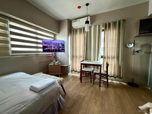 Urban Oasis Studio at Monte Carlo Residenze, Sta Lucia Mall near Hen Lin (Robinsons Metro East)