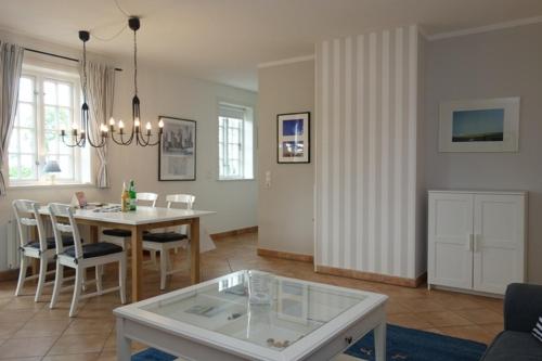 Hüs Dikstian- Wohnung 3 (Hus Dikstian- Wohnung 3) in Alkersum