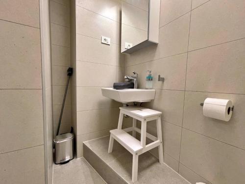 Apartment image 4