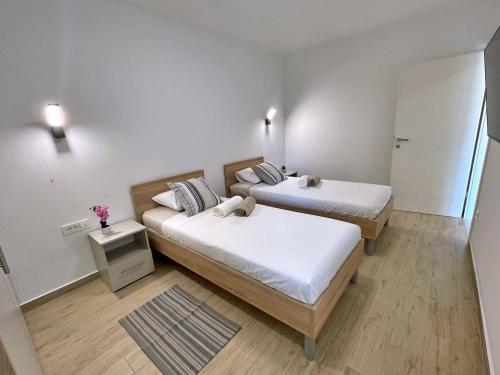 Apartment image 10