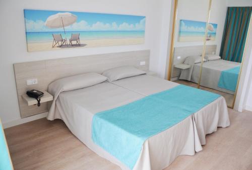 Apartamentos Playa Moreia Room Type - Two-Bedroom Apartment with Sea View