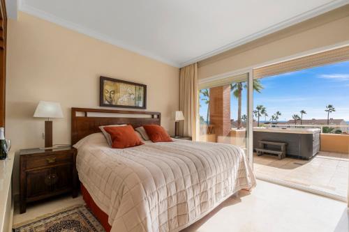 Penthouse with Jacuzzi by Costarentals - Ref 244, Fuengirola (zdjęcie 5)