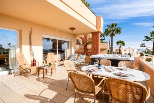 Penthouse with Jacuzzi by Costarentals - Ref 244, Fuengirola (zdjęcie 7)