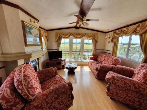 Hurst View Caravan Park in Lymington Town