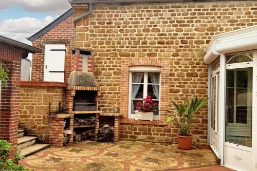 A szálláshely kívülről, Maison de charme à Gacé avec barbecue et parking (Maison de charme a Gace avec barbecue et parking) in Gacé