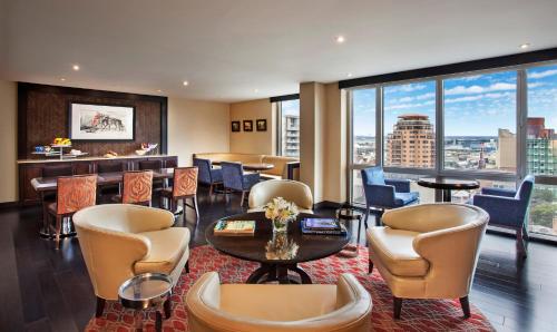 Sheraton LaGuardia East Hotel in Queens, USA