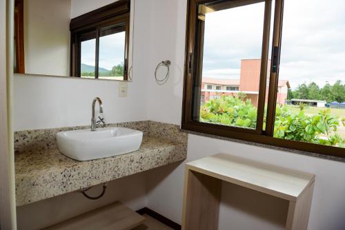 Budget Triple Room room in Pousada Divino Oleiro - Gov. Celso Ramos