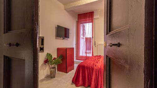 Deluxe Double Room with Balcony image 5