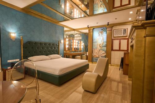 room detail thumbnail 1