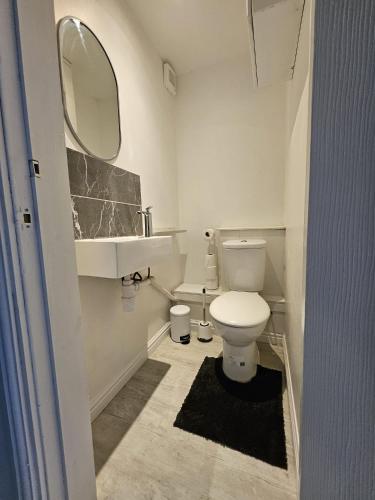 Fürdőszoba, Inspire Home Stylish Stay D near Techniquest