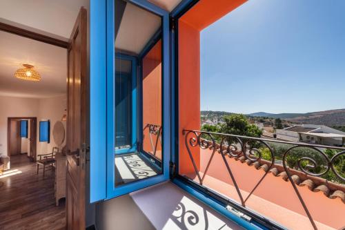 Exterior view, Alte Com Amor in Alte