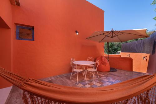 Exterior view, Alte Com Amor in Alte