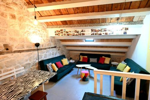 White Rabbit Hostel – Hvar (city), MD