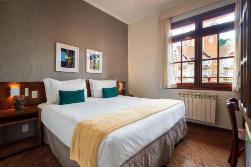 Luxury Double Room room in Pousada Campos de Provence Campos do Jordão