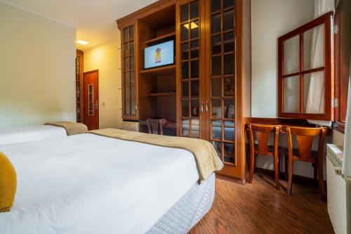 Luxury Triple Room image 3