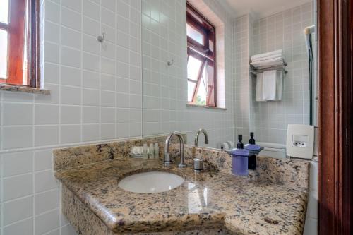 Luxury Triple Room image 1