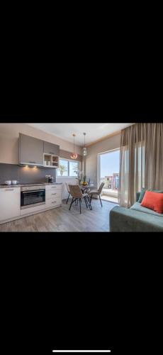 Big Blue suites 1 3