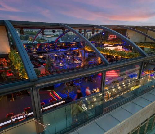 637126261 Radisson Blu Leogrand Hotel